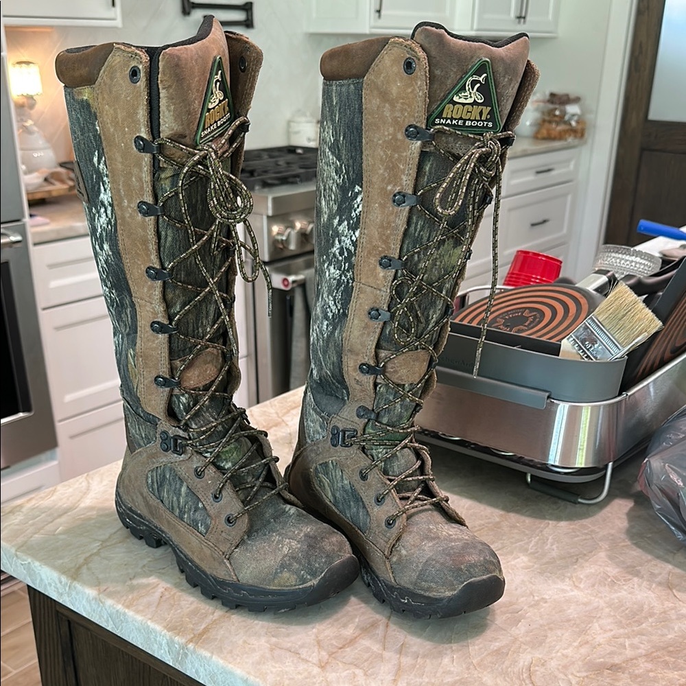 Rocky Snake Boots in Brown and Black